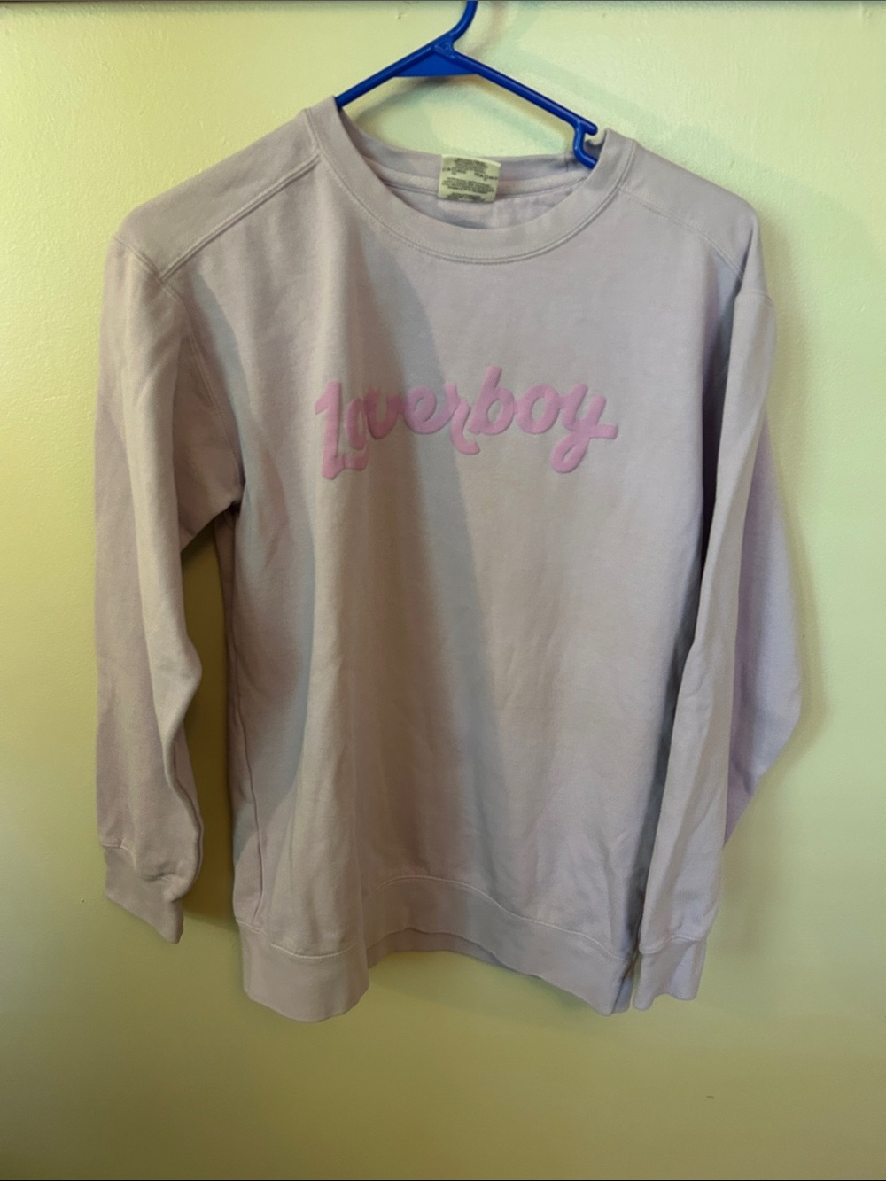 'Loverboy' Crewneck Sweatshirt - Light Lavender Pink